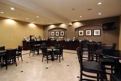 фото отеля BEST WESTERN Marlin Inn & Suites