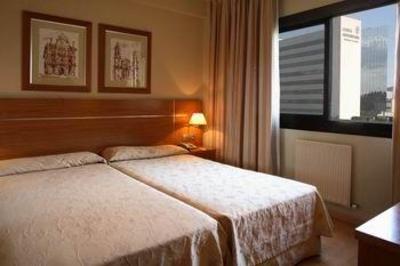 фото отеля Tryp Sancho Ramirez