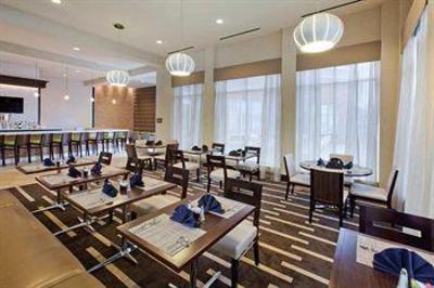 фото отеля Hilton Garden Inn Raleigh Triangle Town Center