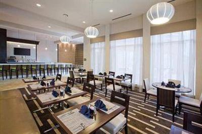 фото отеля Hilton Garden Inn Raleigh Triangle Town Center