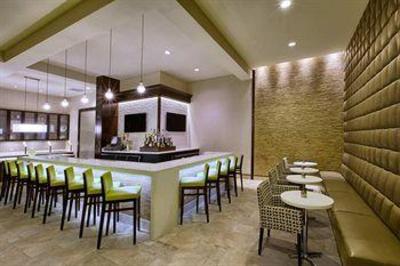 фото отеля Hilton Garden Inn Raleigh Triangle Town Center