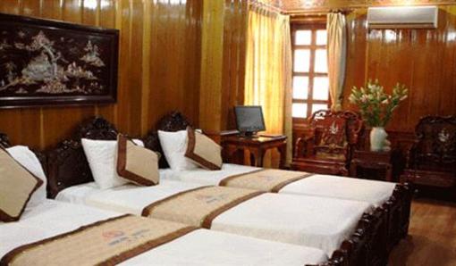 фото отеля Nam Hai Hotel