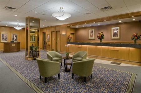 фото отеля Hilton Newark Penn Station