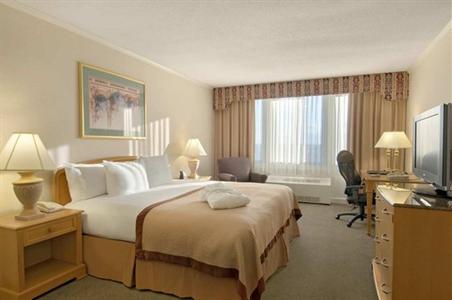 фото отеля Hilton Newark Penn Station