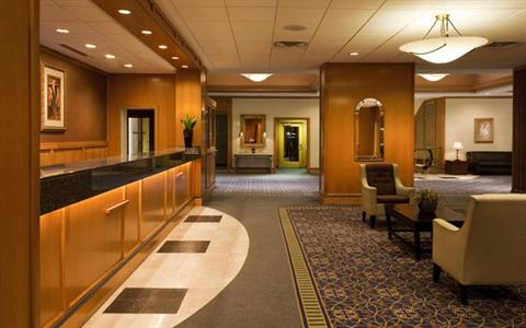 фото отеля Hilton Newark Penn Station