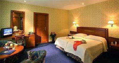 фото отеля Golf-Hotel Rene Capt
