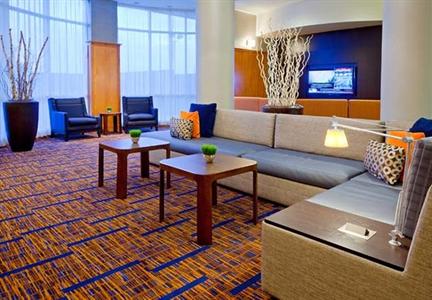 фото отеля Courtyard by Marriott Toronto Vaughan