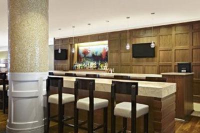 фото отеля Best Western Parkway Hotel Toronto North