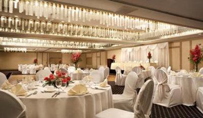 фото отеля Best Western Parkway Hotel Toronto North