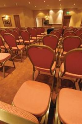 фото отеля Best Western Cresta Court Hotel Altrincham