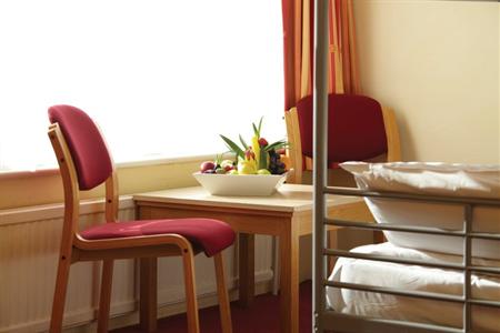 фото отеля Best Western Cresta Court Hotel Altrincham