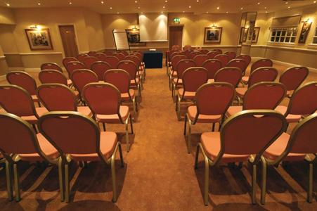 фото отеля Best Western Cresta Court Hotel Altrincham