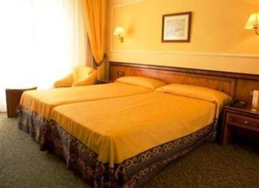 фото отеля Gran Hotel Almeria