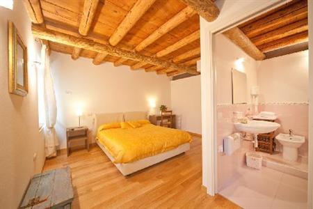фото отеля Antica Corte B&B Soave
