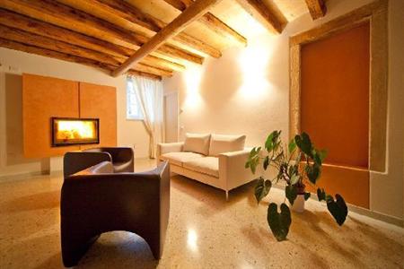 фото отеля Antica Corte B&B Soave