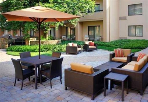 фото отеля Courtyard by Marriott Lexington North