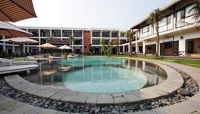 фото отеля River Beach Resort