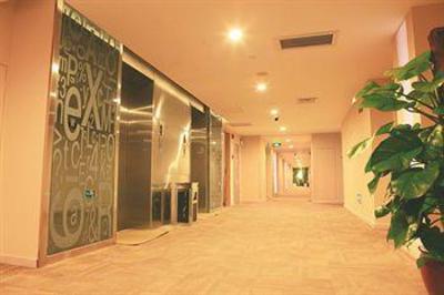 фото отеля Guangdong Baiyun City Hotel