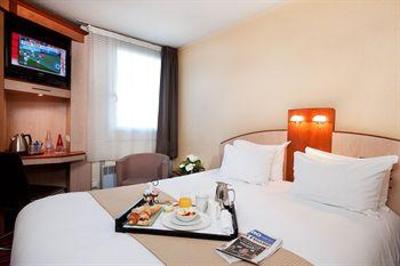 фото отеля Alliance Hotel Saint-Quentin-en-Yvelines