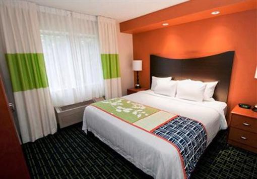 фото отеля Fairfield Inn & Suites Stevens Point