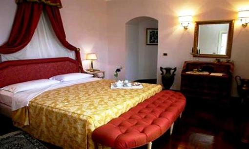 фото отеля Grand Hotel Villa Politi