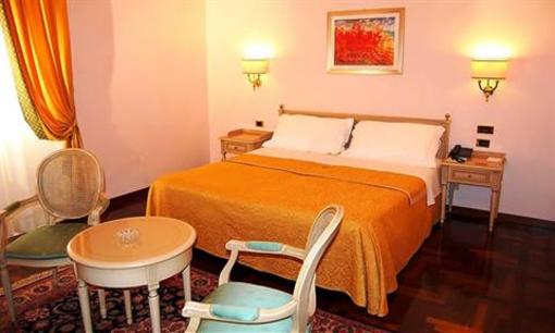 фото отеля Grand Hotel Villa Politi
