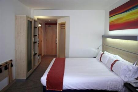 фото отеля Express By Holiday Inn Onda
