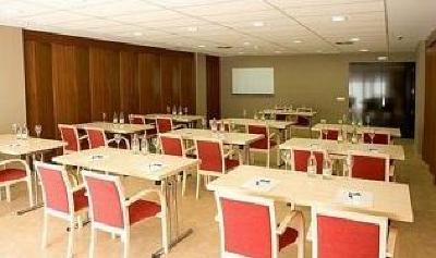 фото отеля Express By Holiday Inn Onda