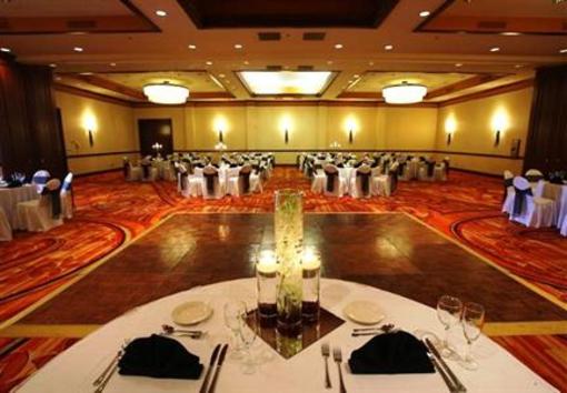 фото отеля Riverside Marriott