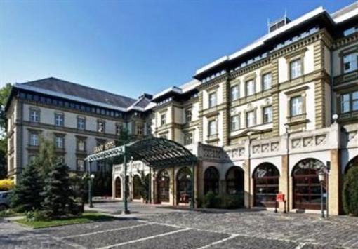 фото отеля Danubius Grand Hotel Margitsziget