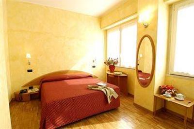 фото отеля Ariston Hotel Milan