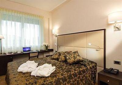 фото отеля Ariston Hotel Milan