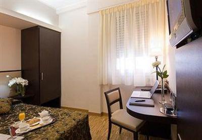 фото отеля Ariston Hotel Milan