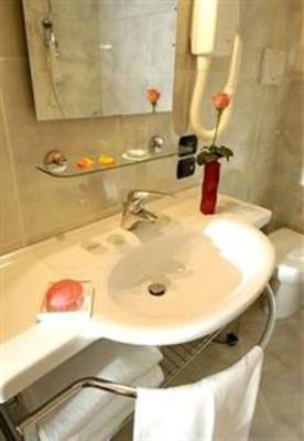 фото отеля Ariston Hotel Milan