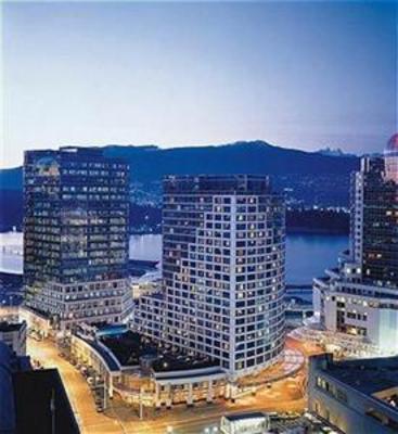 фото отеля Fairmont Waterfront