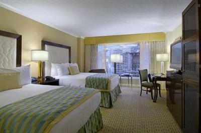 фото отеля Fairmont Waterfront