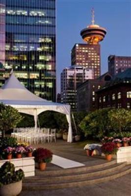 фото отеля Fairmont Waterfront