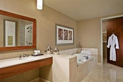 фото отеля The Westin Memphis Beale Street