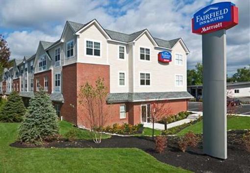фото отеля Fairfield Inn & Suites by Marriott Portsmouth Exeter