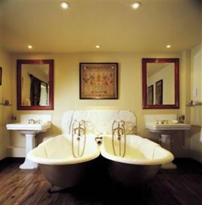 фото отеля Bailiffscourt Hotel