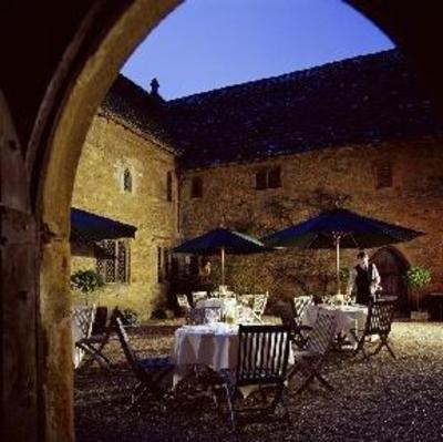 фото отеля Bailiffscourt Hotel