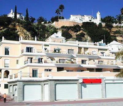 фото отеля Apartamentos Burriana Playa Nerja