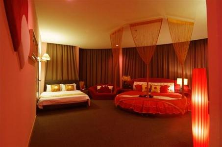 фото отеля Paragon City Hotel