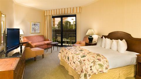 фото отеля Hilton Marco Island Beach Resort