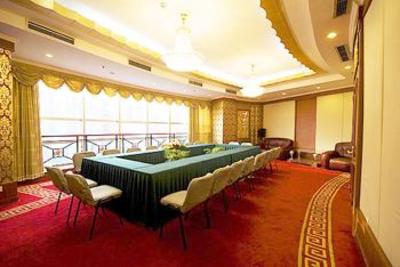 фото отеля Minshan Lhasa Grand Hotel