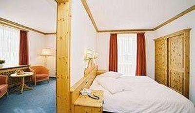 фото отеля Schweizerhof Hotel Pontresina
