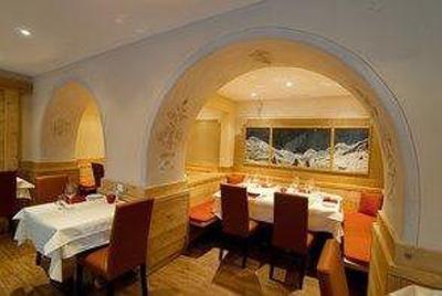 фото отеля Schweizerhof Hotel Pontresina