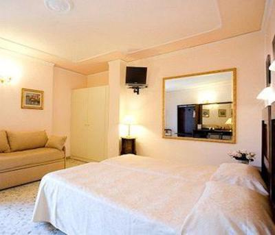 фото отеля Hotel Cristina Sant'Agnello
