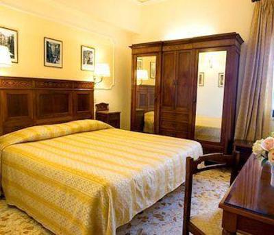 фото отеля Hotel Cristina Sant'Agnello