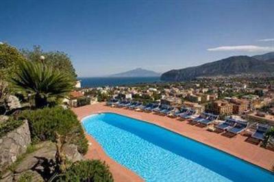 фото отеля Hotel Cristina Sant'Agnello